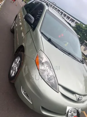 Toyota Sienna LE FWD 2006 Green