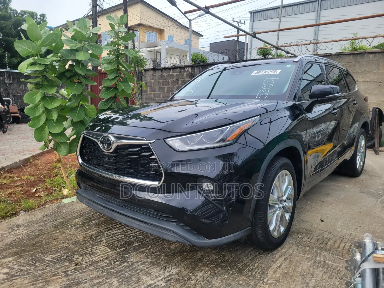 Toyota Highlander Limited 2021 Black
