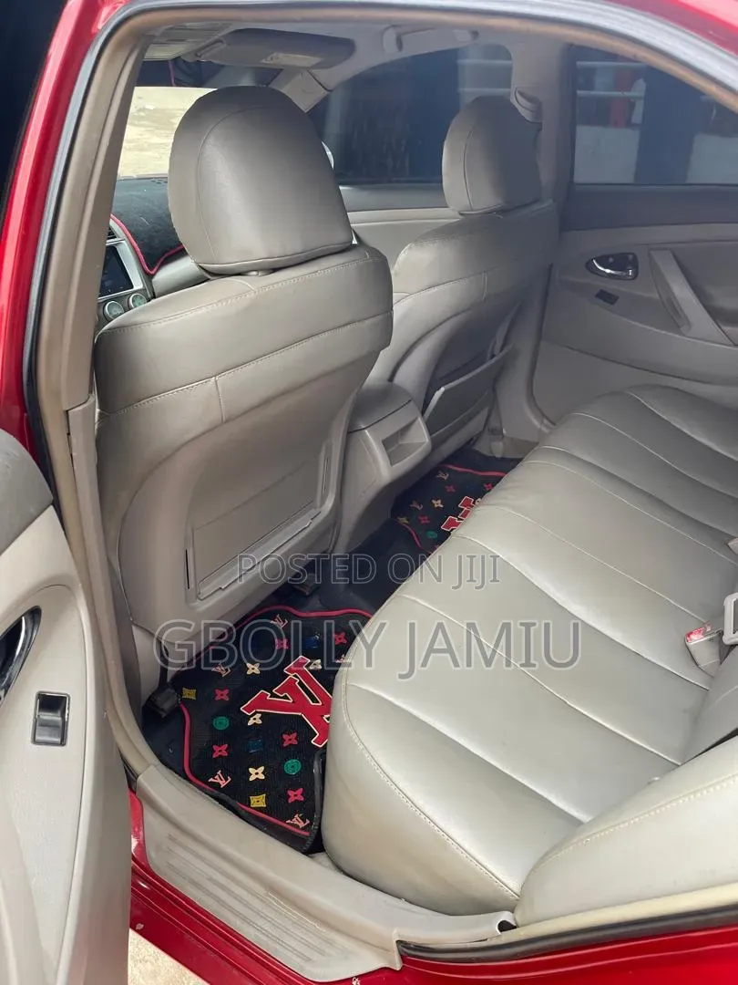 Toyota Camry 2010 Blue