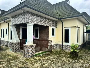 5bdrm Bungalow in New Haven Estate, Port-Harcourt for sale