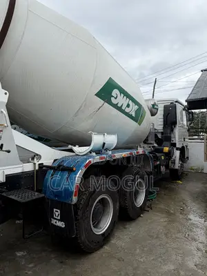 Concrete Mixers 400hp 10 CBM XCMG
