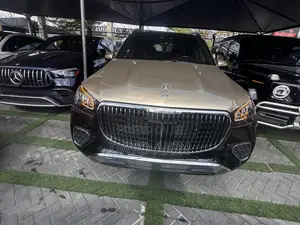 Mercedes-Benz Maybach GLS GLS 600 AWD 2024 Gold