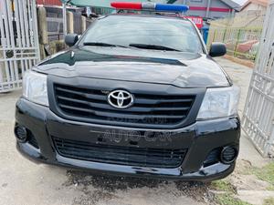 Toyota Hilux 2015 Black
