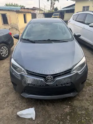 Toyota Corolla LE Premium 4dr Sedan (1.8L 4cyl CVT) 2014 Gray