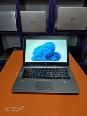 Laptop HP EliteBook 820 G3 8GB Intel Core i5 SSD 256GB