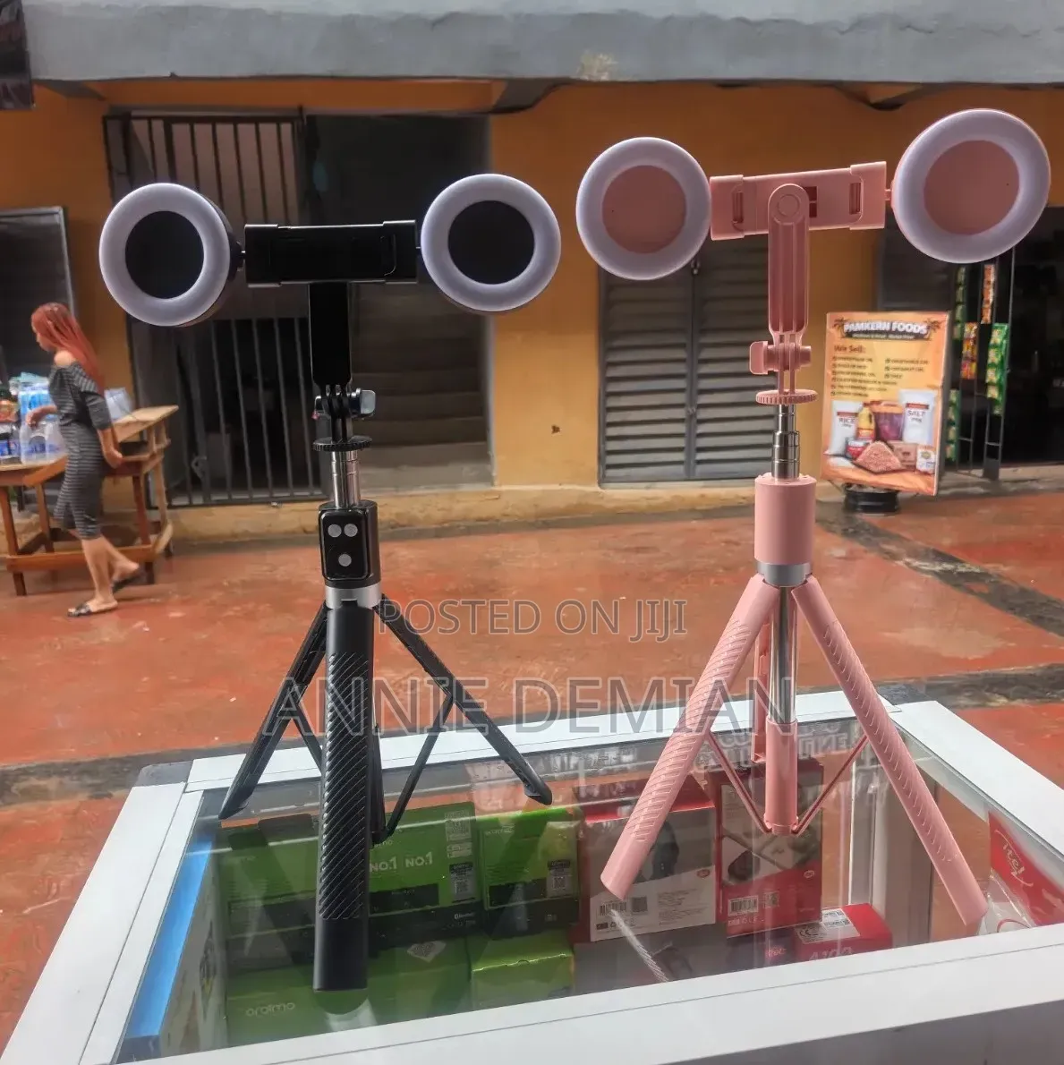 Selfie Stick Tripod With Light