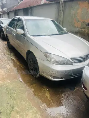 Toyota Camry LE 4dr Sedan (2.4L 4cyl 4A) 2004 Silver
