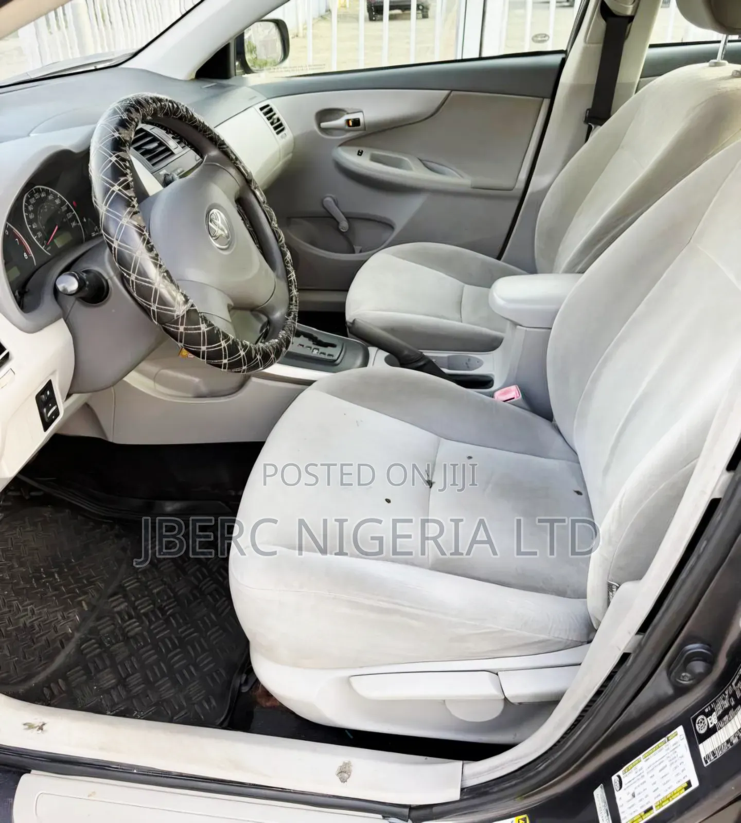 Toyota Corolla 2008 Gray