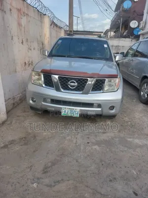 Nissan Pathfinder 2008 Silver