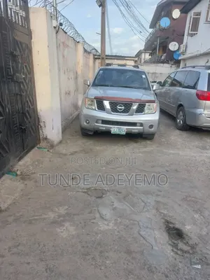 Nissan Pathfinder 2008 Silver