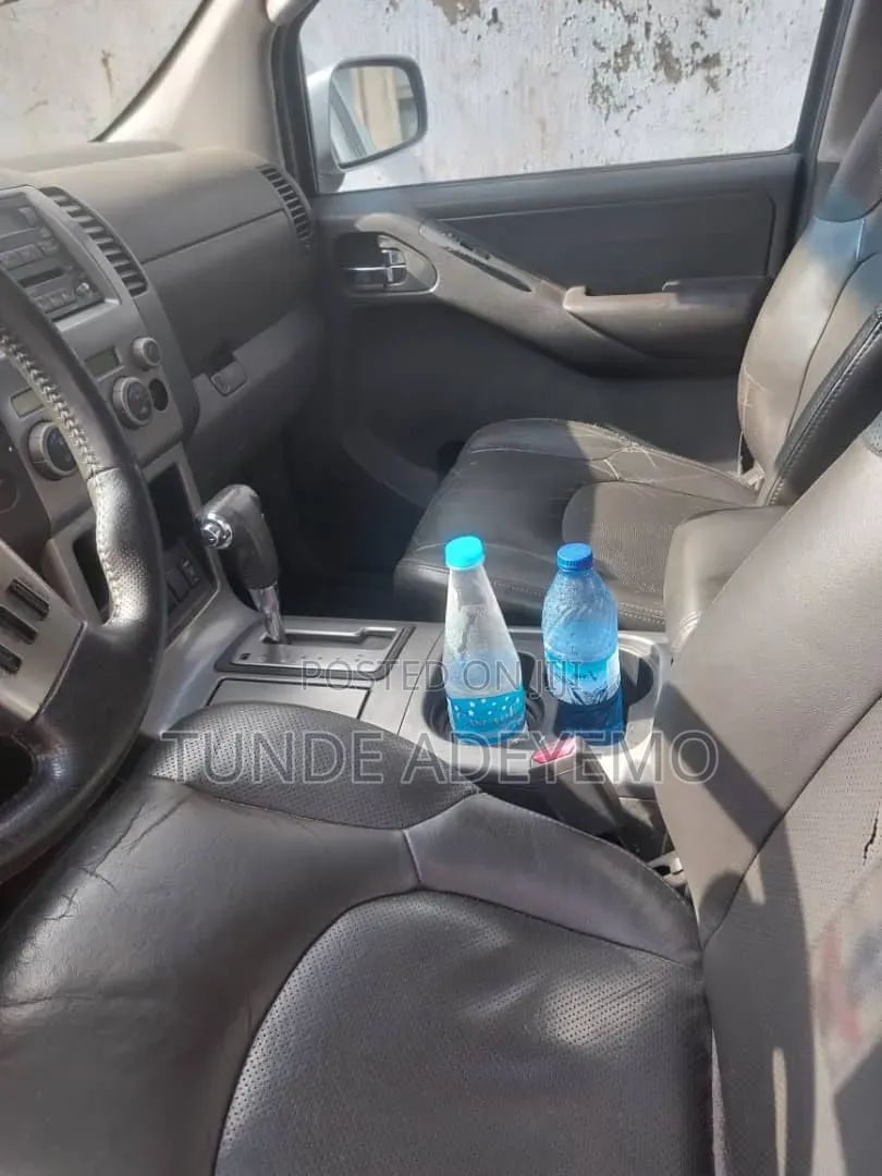 Nissan Pathfinder 2008 Silver