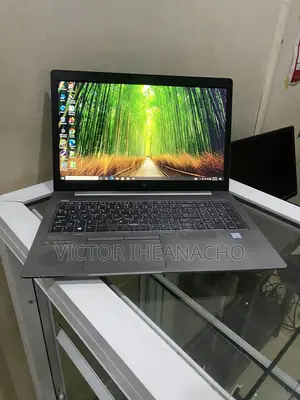 Laptop HP ZBook 15 G6 16GB Intel Core i7 SSD 256GB