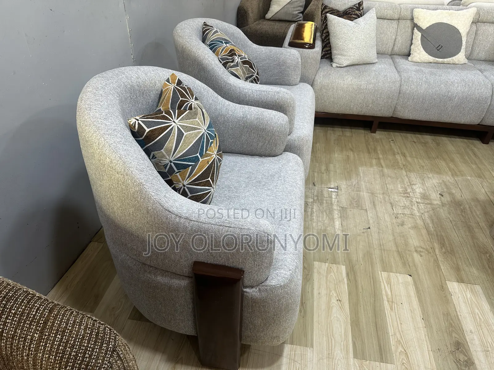 Queen Seat