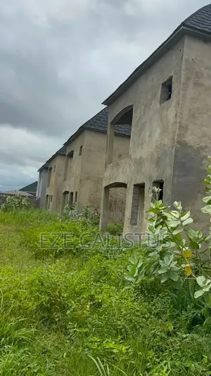 2bdrm Townhouse/Terrace in Lisdon Estate, Sabon Lugbe for sale