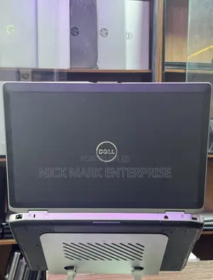 Laptop Dell Latitude E6520 8GB Intel Core i7 SSD 128GB