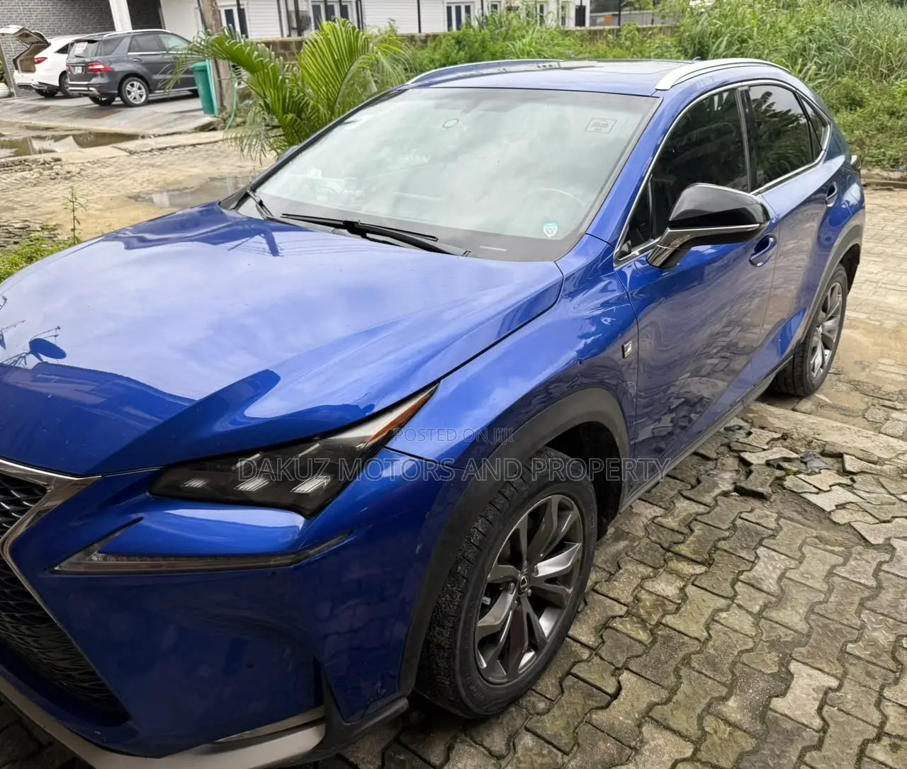 Lexus NX 2016 Blue