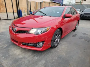 Toyota Camry SE Limited Edition 4dr Sedan (2.5L 4cyl 6A) 2012 Red