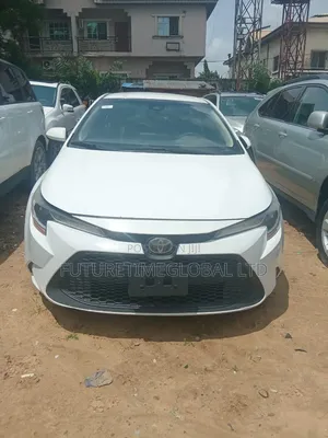 Toyota Corolla 2020 White