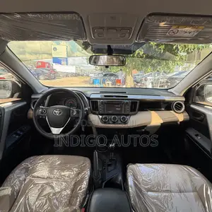 Toyota RAV4 2015 White