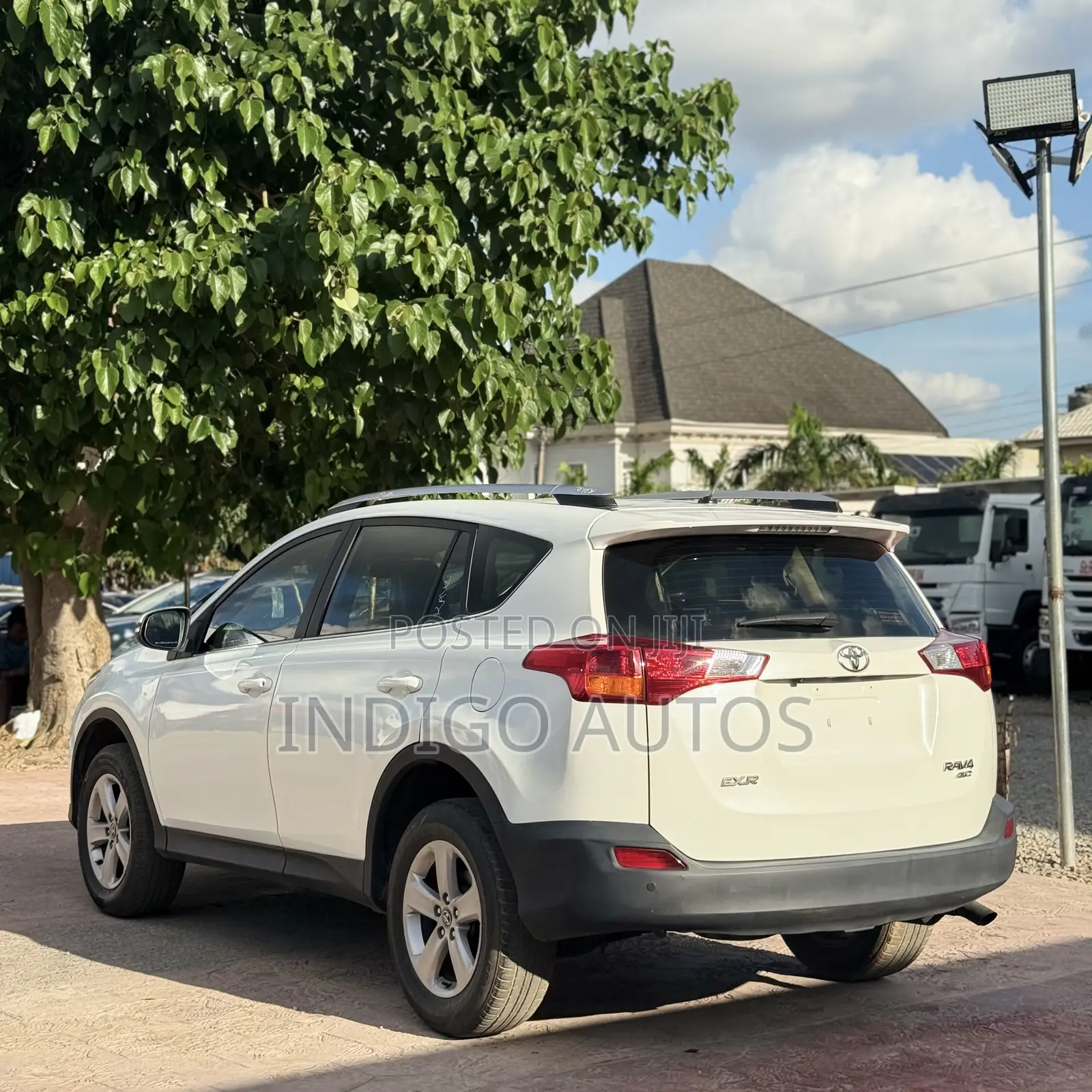 Toyota RAV4 2015 White