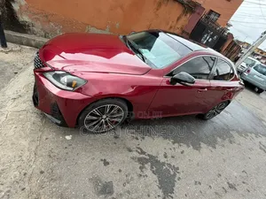 Lexus IS 2023 Red