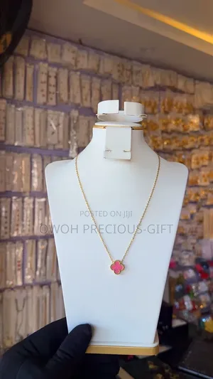 Vca Necklace