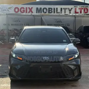 Toyota Camry 2025 Black