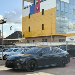 Toyota Camry 2025 Black