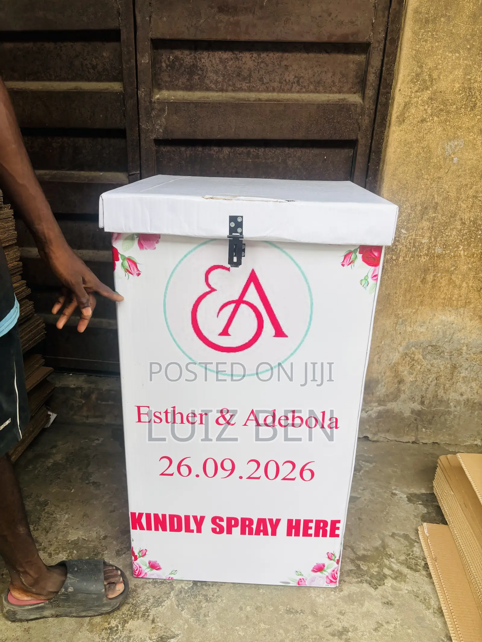 Money Spray Big Box With Lock