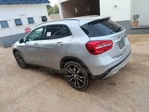Mercedes-Benz GLE-Class 2017 Silver