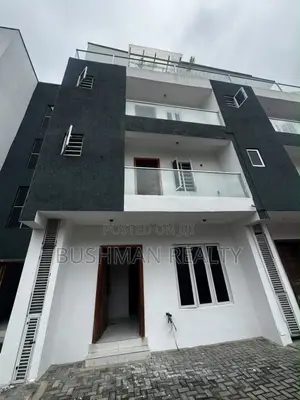 4bdrm Duplex in Lekki Phase 1 for rent