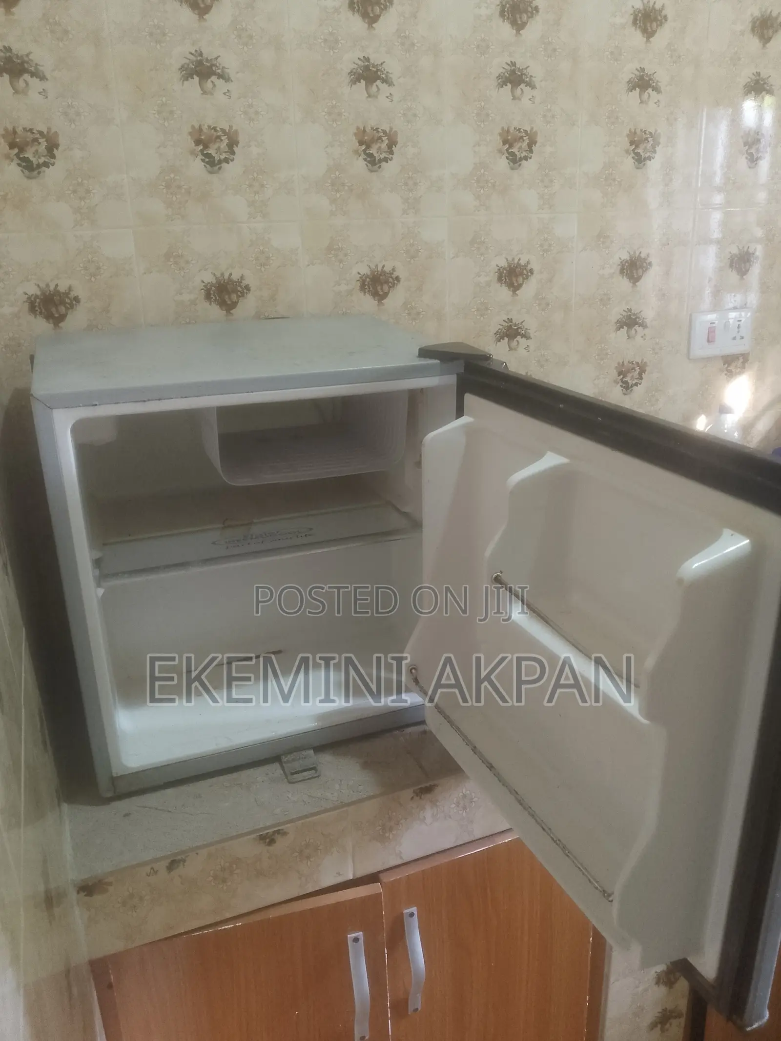 Haier Thermocool BEDTOP FRIDGE