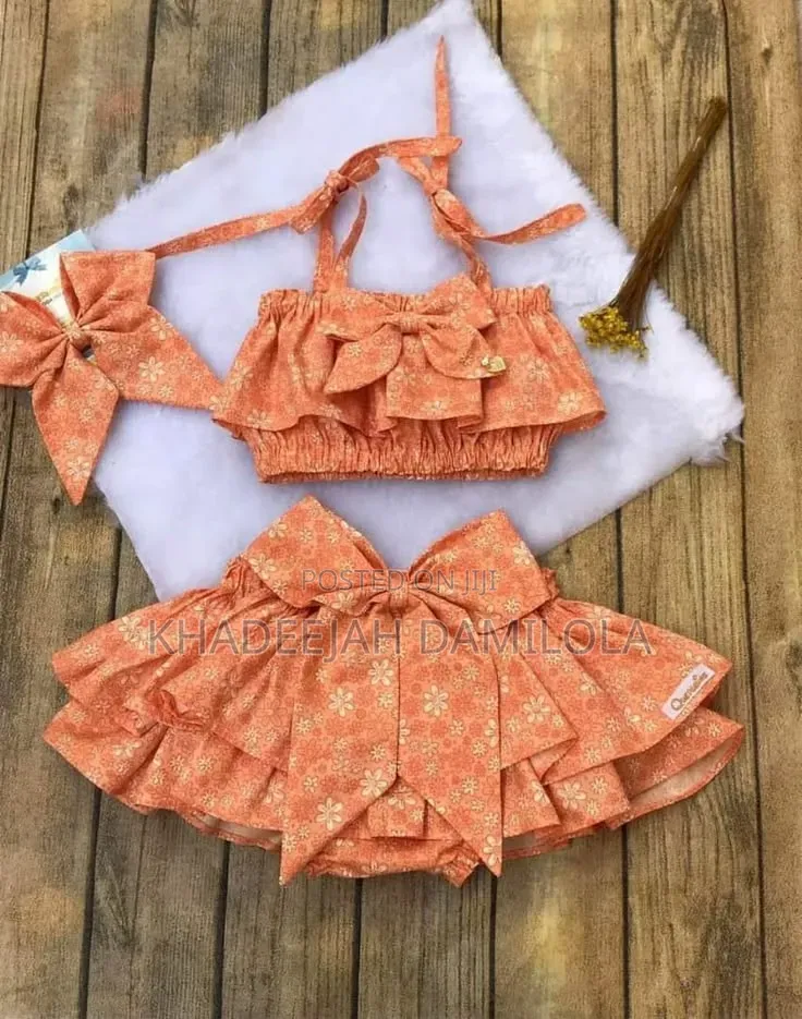 Baby's Ruffle Bow 2 Piece Set