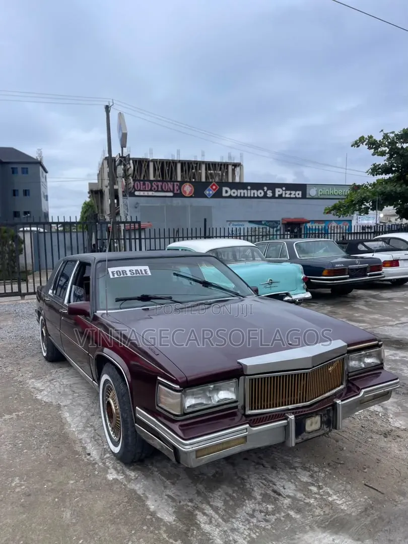 Cadillac Deville 1987 Brown