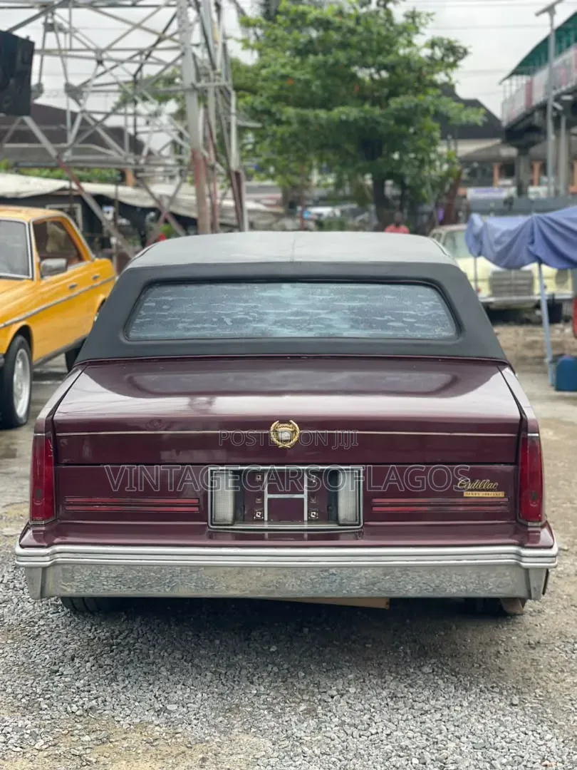 Cadillac Deville 1987 Brown