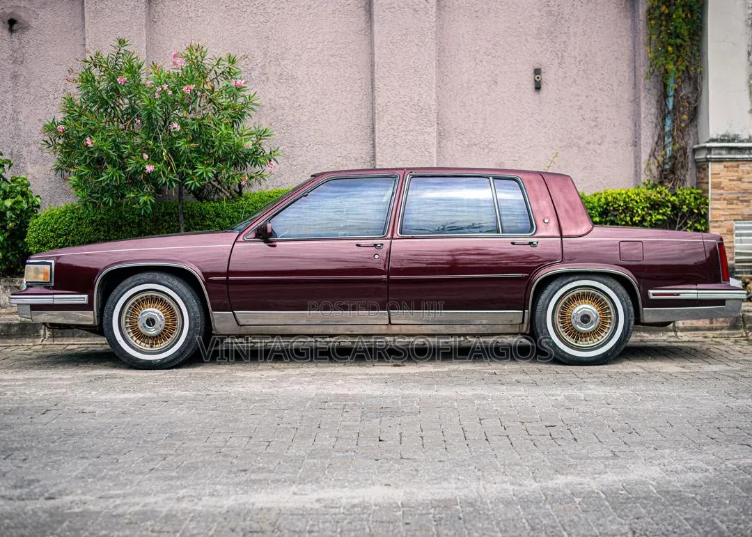 Cadillac Deville 1987 Brown