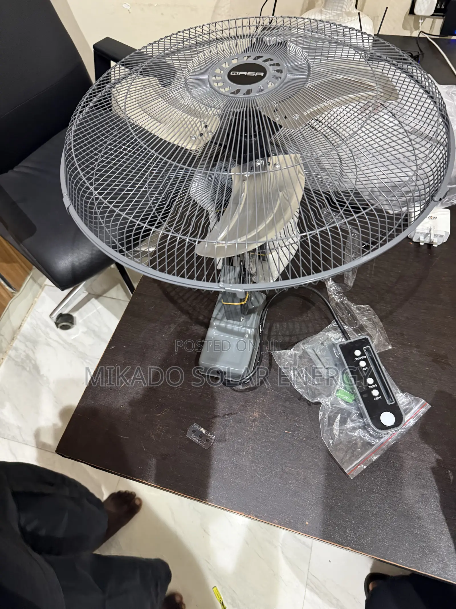 Qasa 18” AC/DC Rechargeable Wall Fan – Powerful Energy Saving