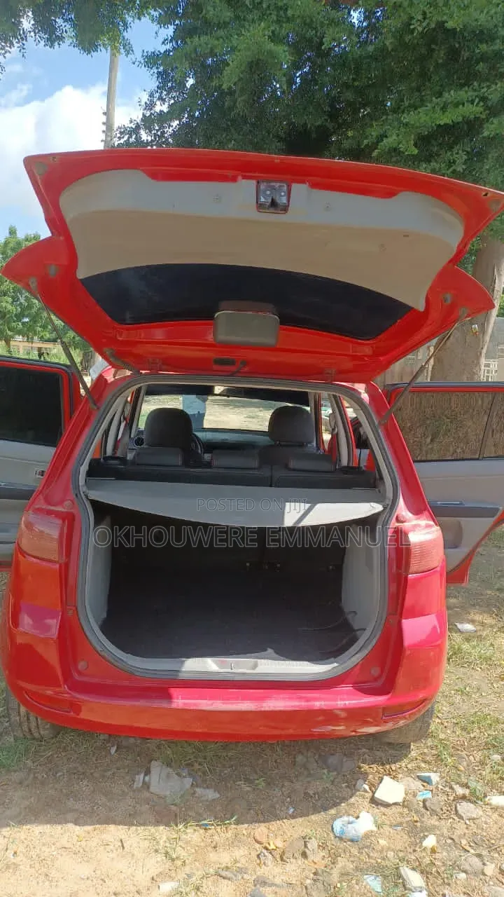 Mazda 2 2005 Red