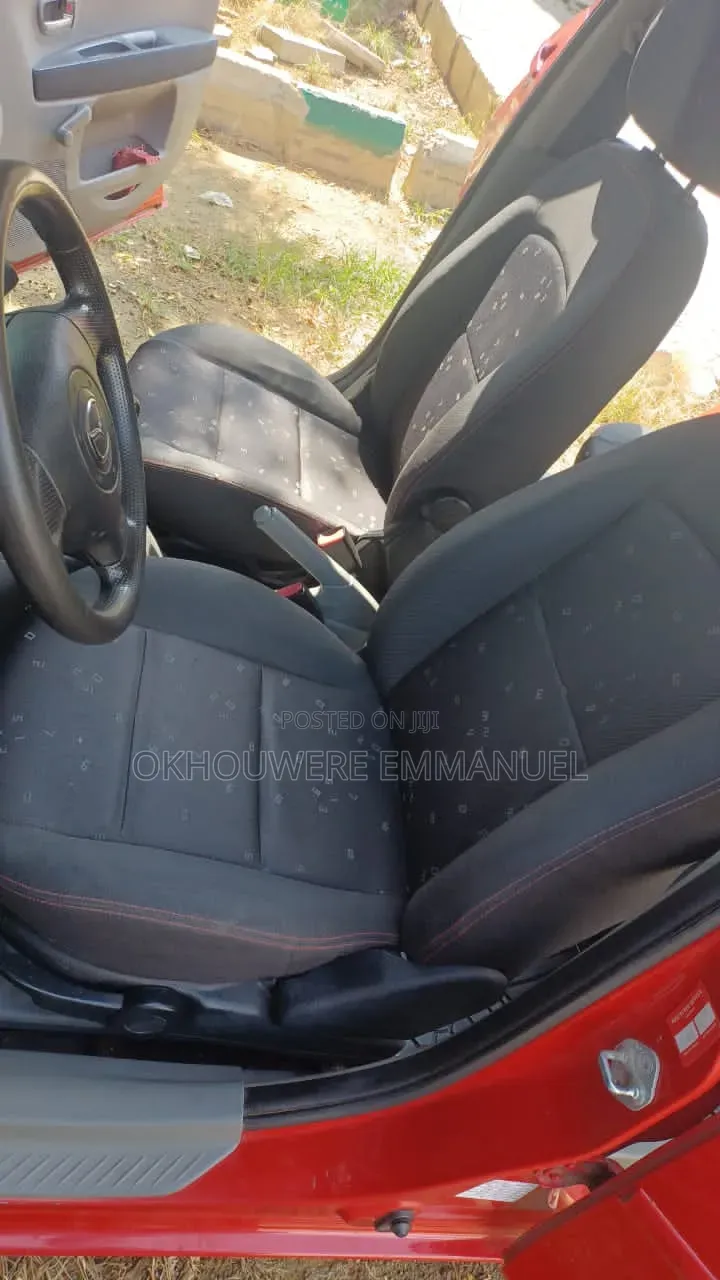 Mazda 2 2005 Red