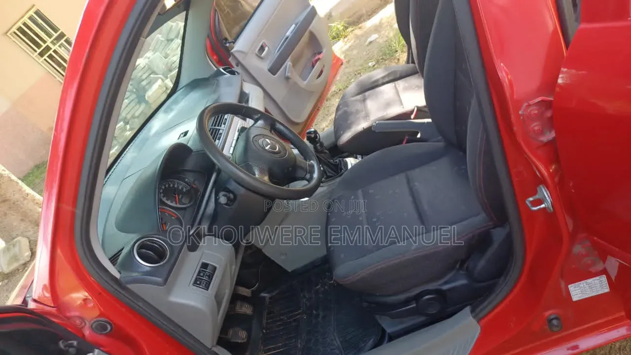Mazda 2 2005 Red