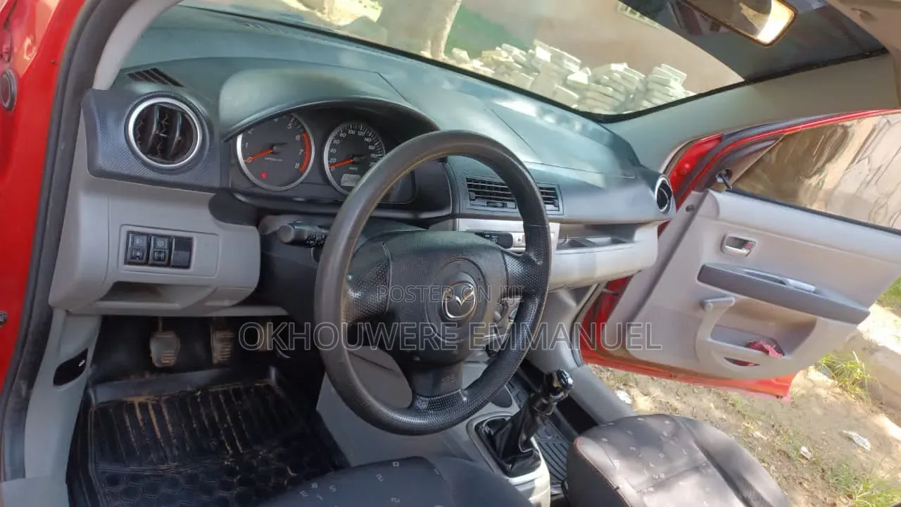 Mazda 2 2005 Red
