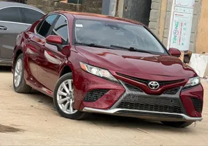 Toyota Camry 2019 Burgundy