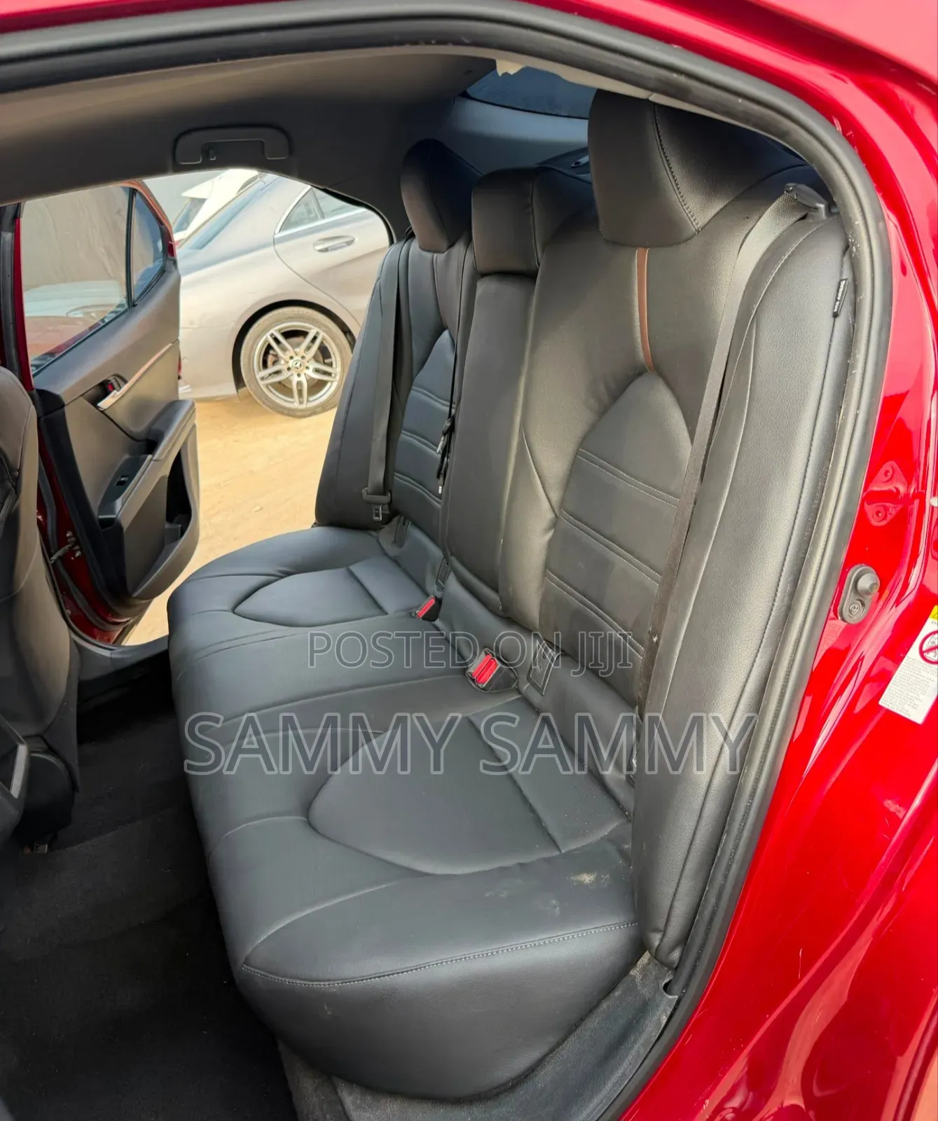Toyota Camry 2019 Burgundy