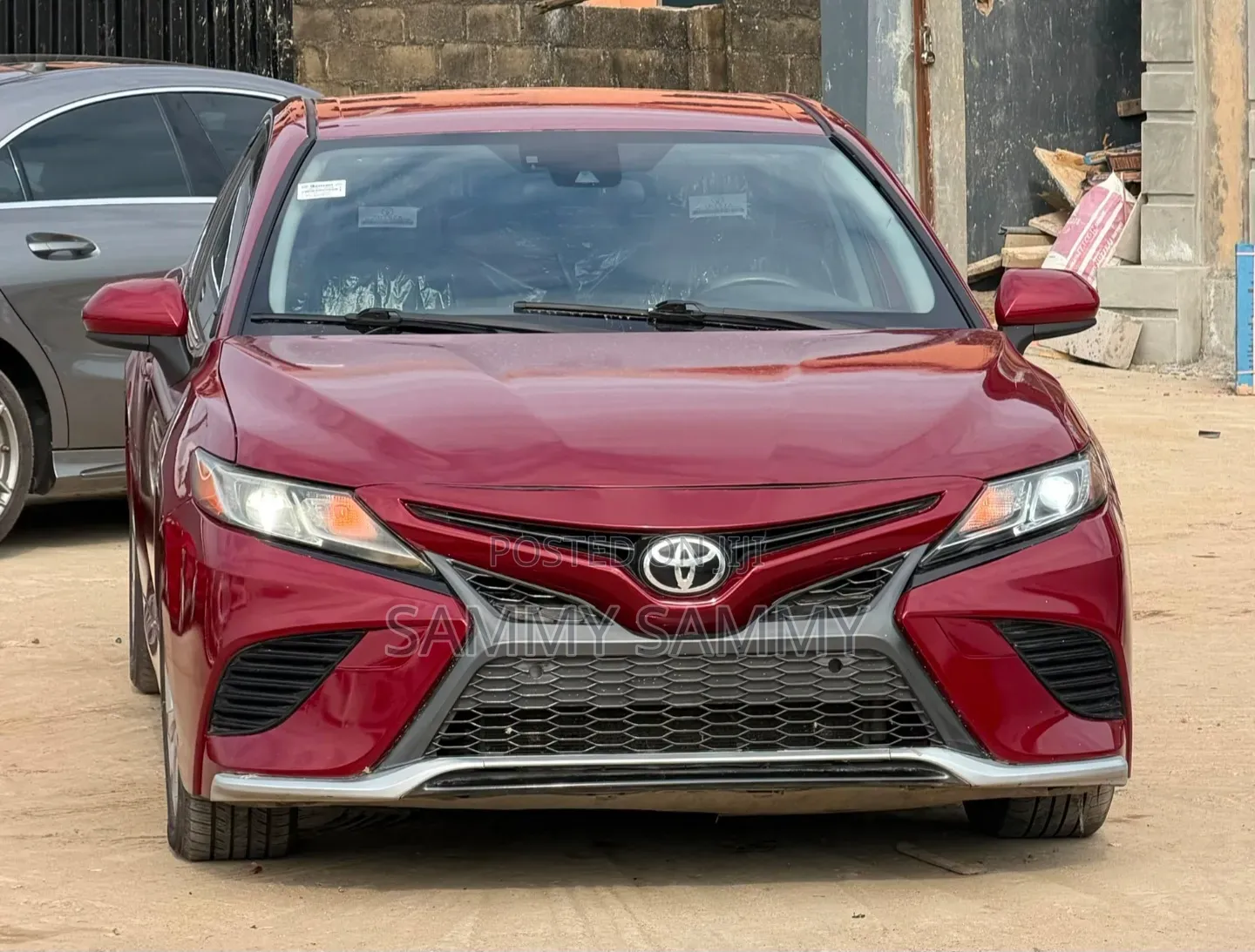 Toyota Camry 2019 Burgundy