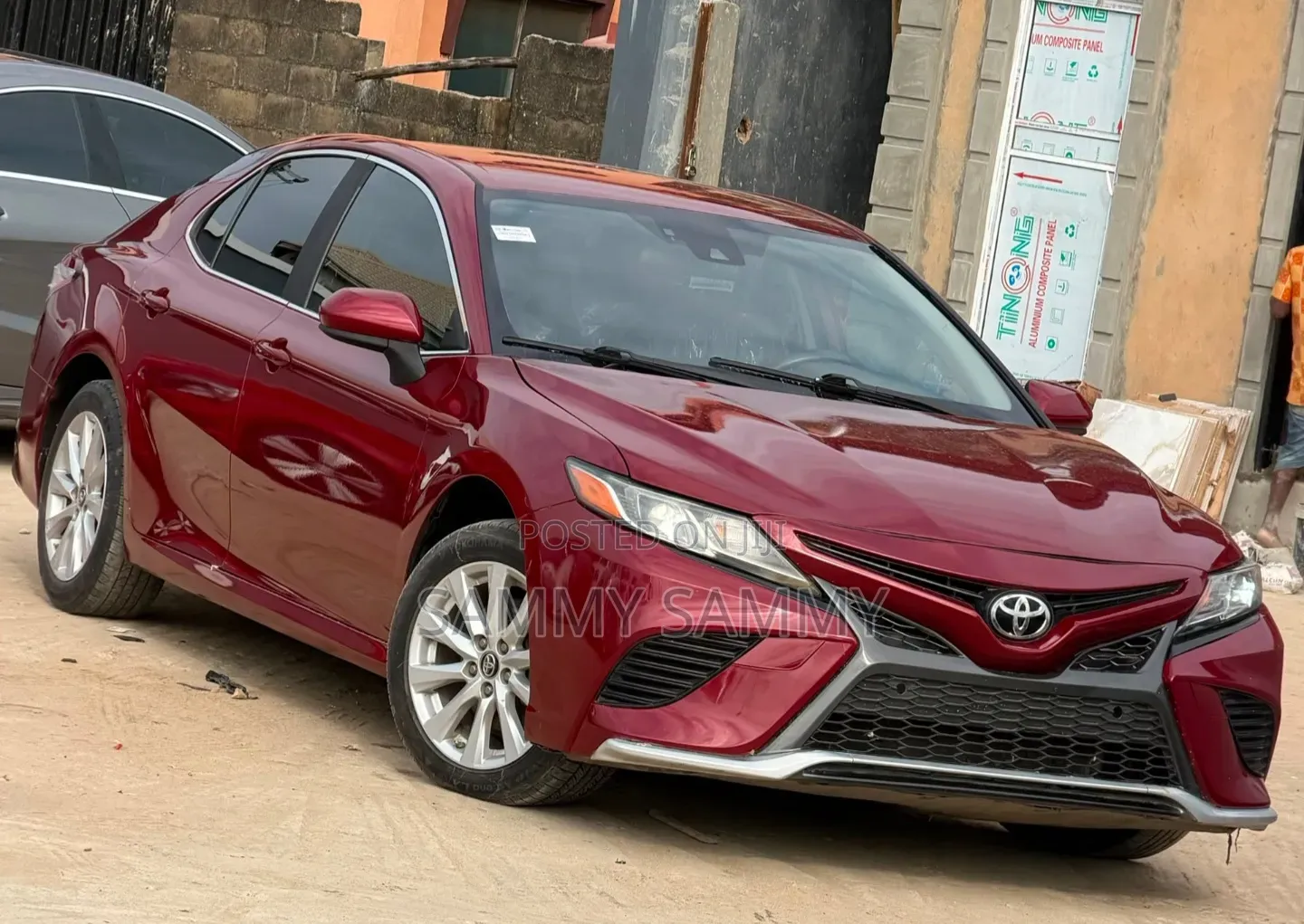 Toyota Camry 2019 Burgundy
