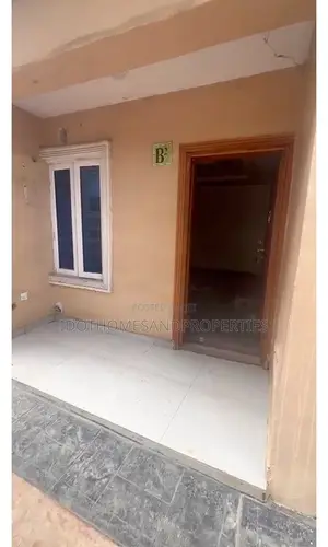 Studio Apartment in Sabo / Yaba for rent