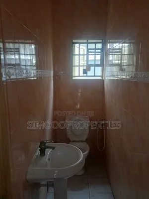 3bdrm Block of Flats in Mobile Road, Off Lekki-Epe Expressway for rent