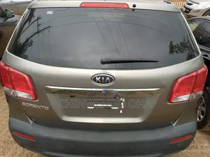 Kia Sorento 2011 Gray