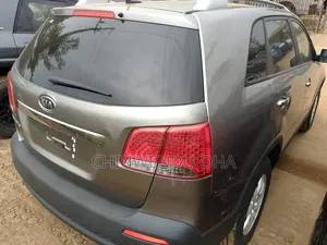 Kia Sorento 2011 Gray