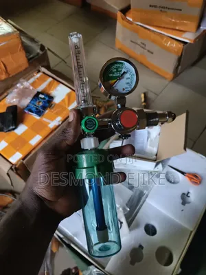 Oxygen Regulator